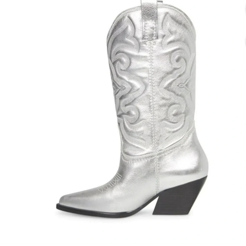 🔥 🔥 Steve Madden BOOTS ON THE GROUND 🪭🪭🪭 - Picture 2 of 13